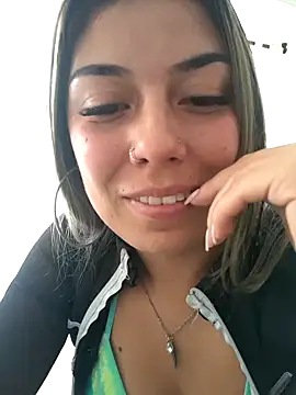 Sweel Leyva18 online show from 02/06/25, 07:40