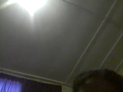 Snapshot of dangerinit chatting on 10/25/25, 01:51 dangerinit online show from 10/25/25, 01:51