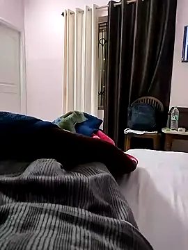 Snapshot of Sid4Sex chatting on 12/13/24, 05:32 Sid4Sex online show from 12/13/24, 05:32