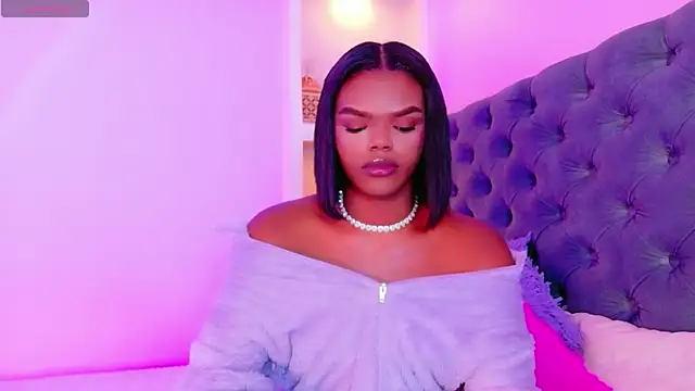 CamiEstrada online show from 12/21/25, 01:35