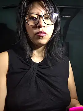 Giviper1 online show from 12/22/24, 03:44