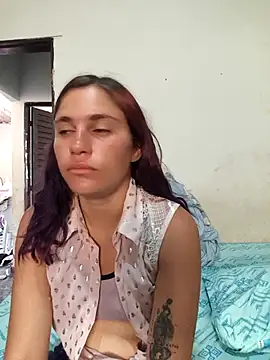 Snapshot of Scarlett-Leh chatting on 10/11/25, 01:31 Scarlett-Leh online show from 10/11/25, 01:31