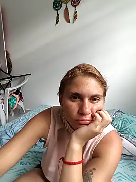 Scarlett-Leh online show from 12/14/25, 07:51