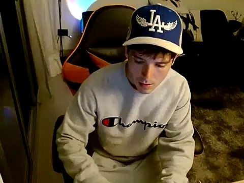 Snapshot of zeth_666 chatting on 11/27/25, 11:07 zeth 666 online show from 11/27/25, 11:07