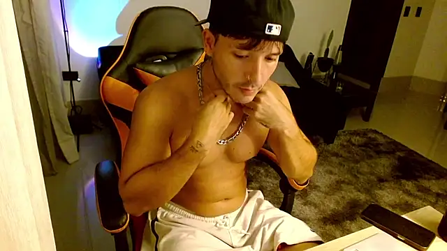 Snapshot of zeth_666 chatting on 07/08/26, 01:32 zeth 666 online show from 07/08/26, 01:32