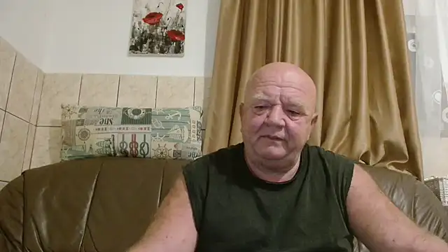 fullballs6 online show from 09/30/25, 01:54