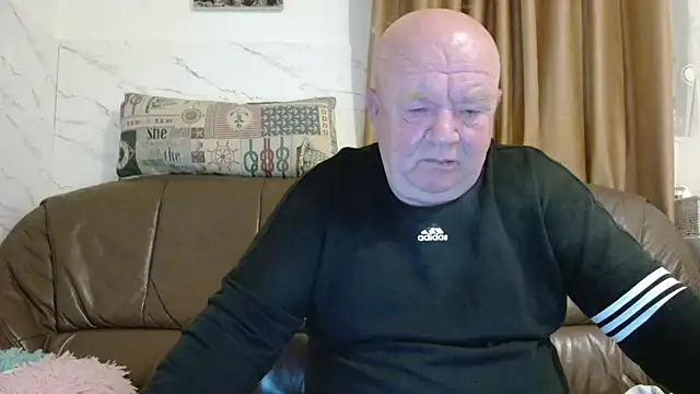 fullballs6 online show from 03/18/26, 02:47