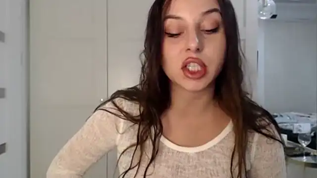 courtneyPerfect online show from 10/24/25, 02:13