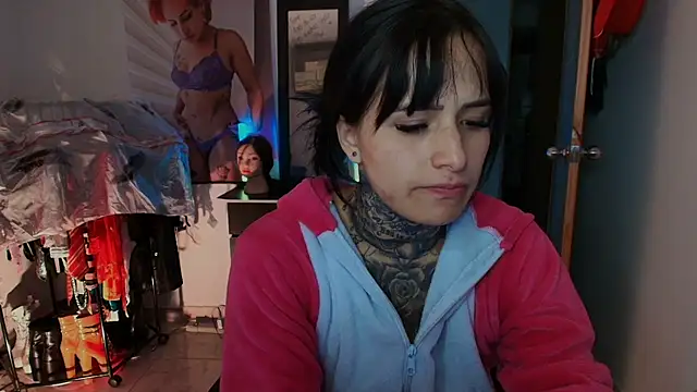 TinnaDawsom online show from 02/11/26, 12:15