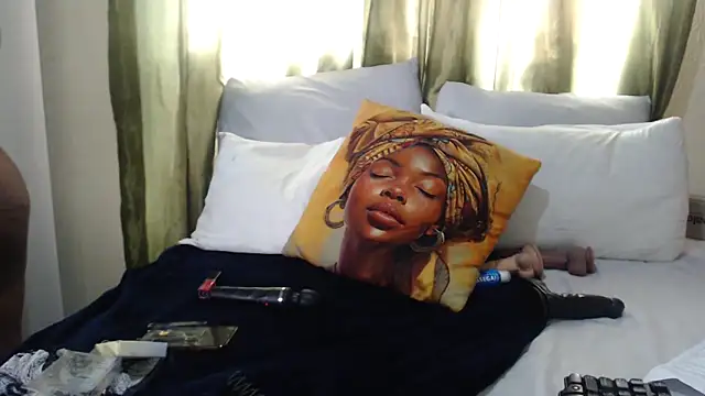 Foxybrownxx1 online show from 11/04/25, 10:36