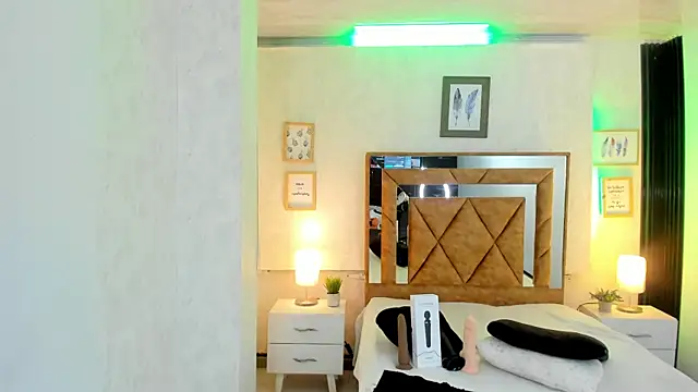 MirandaRossi online show from 01/23/25, 02:23