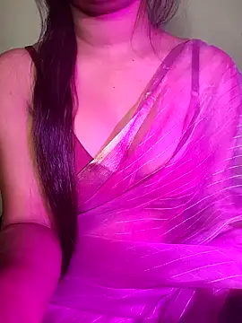 Snapshot of QueenOfHeart_07 chatting on 01/11/25, 12:22 QueenOfHeart 07 online show from 01/11/25, 12:22