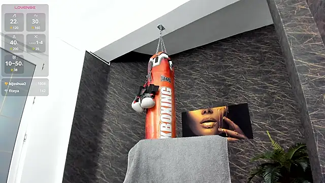 Snapshot of leonardsmith01 chatting on 02/03/25, 11:36 leonardsmith01 online show from 02/03/25, 11:36