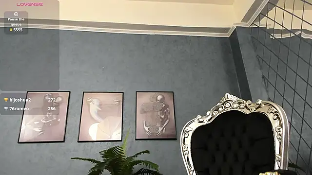 Snapshot of leonardsmith01 chatting on 03/19/25, 11:36 leonardsmith01 online show from 03/19/25, 11:36