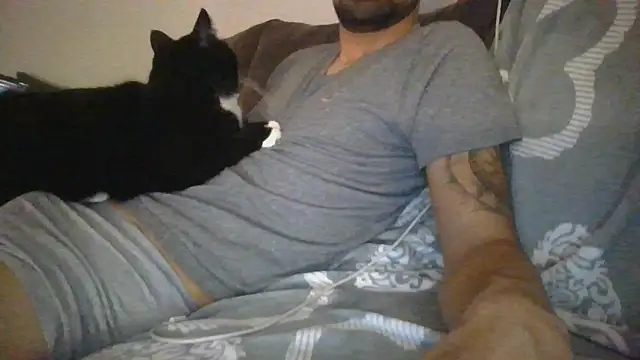 Snapshot of Kevoon991 chatting on 10/06/25, 04:48 Kevoon991 online show from 10/06/25, 04:48