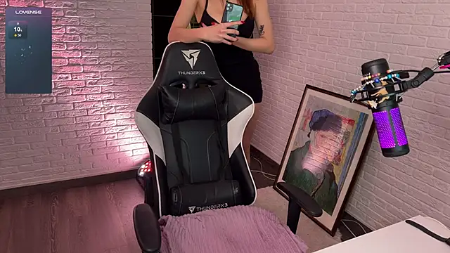 mirai meeow online show from 01/21/25, 05:09