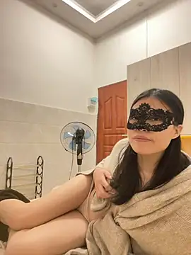 Snapshot of zqq5522 chatting on 01/28/25, 03:57 zqq5522 online show from 01/28/25, 03:57