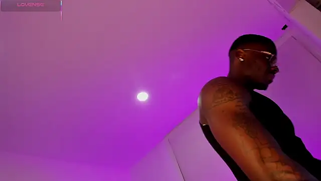 EthanTravis  online show from 03/06/25, 12:32