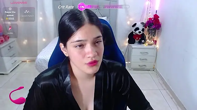 Snapshot of Alison_girl20 chatting on 03/05/25, 07:38 Alison girl20 online show from 03/05/25, 07:38