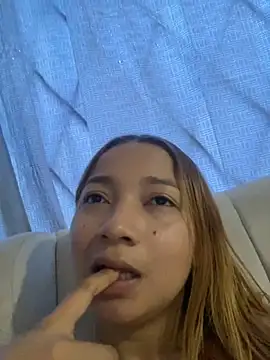 queen angelique online show from 12/06/24, 10:08