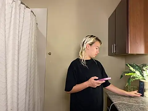 girlfriendmissy online show from 02/18/26, 01:01