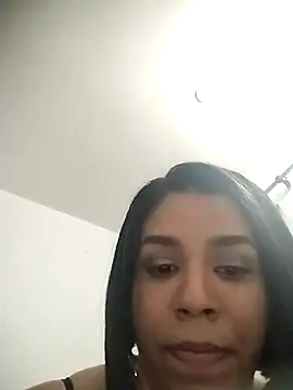 Emmy cole  online show from 09/18/25, 04:25