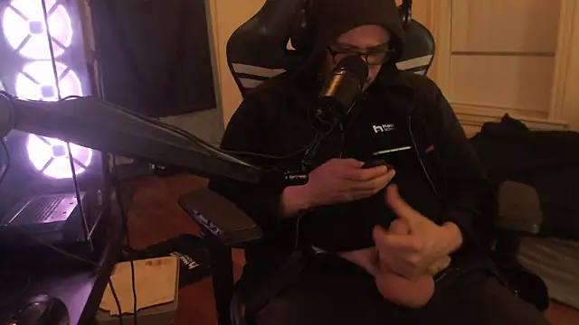 chicostick413 online show from 09/21/25, 11:50