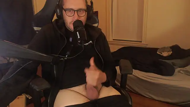 chicostick413 online show from 09/23/25, 11:52