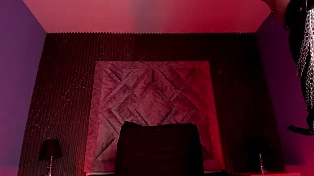 KylieMaxwell online show from 11/29/25, 08:23