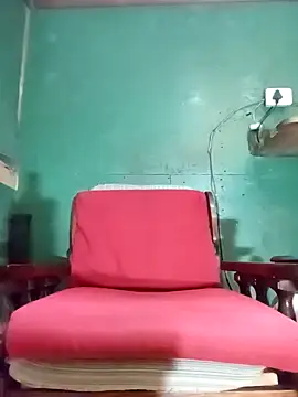 Chocolate factory man online show from 12/08/24, 07:32