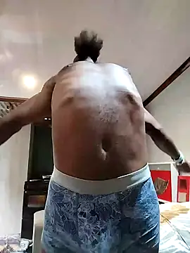 Chocolate factory man online show from 01/02/25, 07:01