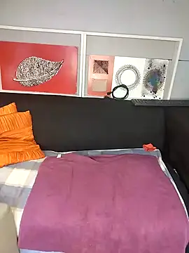 Chocolate factory man online show from 01/23/25, 03:11