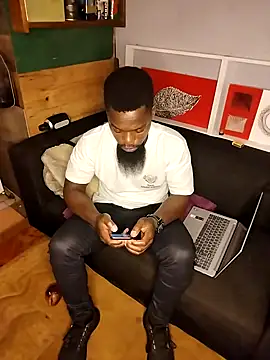 Chocolate factory man online show from 03/17/25, 09:34