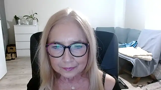 sofia xkiss online show from 01/15/25, 07:48