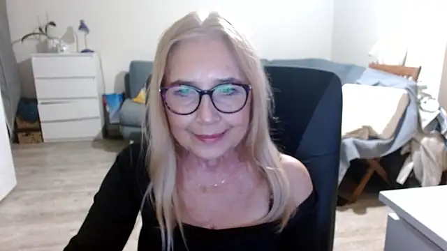 sofia xkiss online show from 02/09/25, 06:26