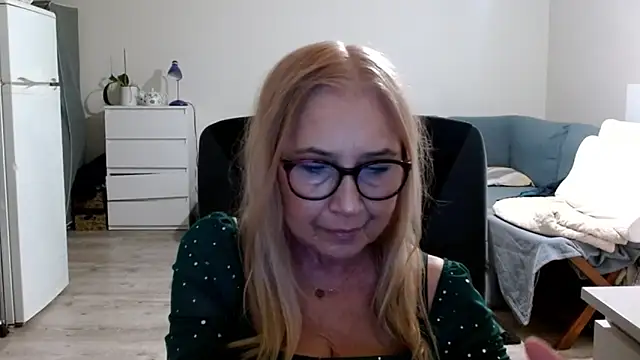 sofia xkiss online show from 02/28/25, 02:42