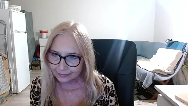 sofia xkiss online show from 03/18/25, 01:21