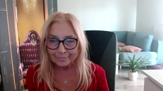 sofia xkiss online show from 10/02/25, 01:51