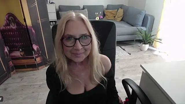 sofia xkiss online show from 03/23/26, 03:16