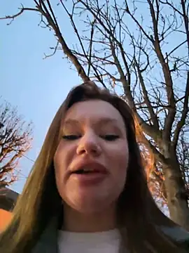 justmila online show from 12/11/24, 11:19