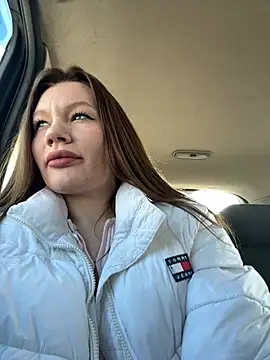 justmila online show from 12/29/24, 10:12