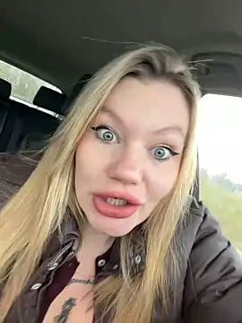 justmila online show from 11/18/25, 12:20