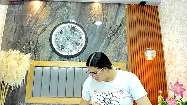 BellaPeers  online show from 04/17/26, 10:40