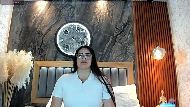 BellaPeers  online show from 05/12/26, 10:45