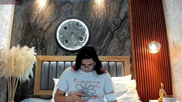 BellaPeers  online show from 05/29/26, 10:35