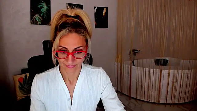 MuseOfStage online show from 04/19/26, 06:21