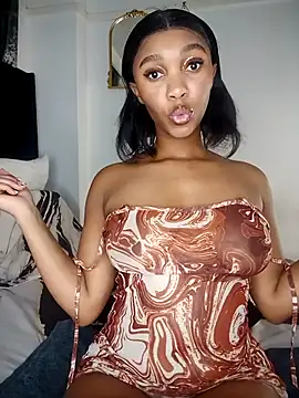 Shria107 online show from 11/28/25, 12:13