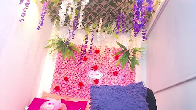 BLONDE SEXYHOT online show from 11/03/25, 11:26