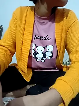 catreena online show from 11/18/25, 08:02