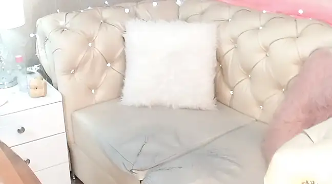 Barbie Fox online show from 02/19/25, 10:09